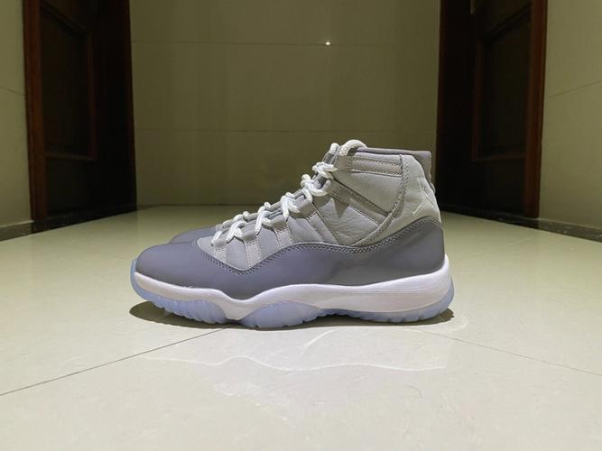 AJ11酷灰复刻谍照曝光，将于12月11 日发售