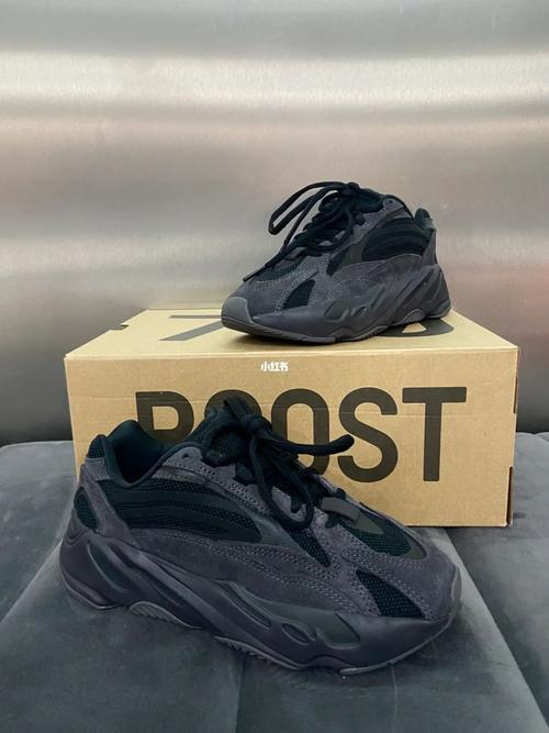 Yeezy Boost 700脚感怎么样 Yeezy Boost 700偏码吗