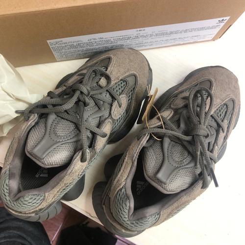 全新配色 Yeezy 500 “Clay Brown” 实物曝光